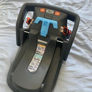 Uppababy Car Seat Base for Mesa and Mesa V2